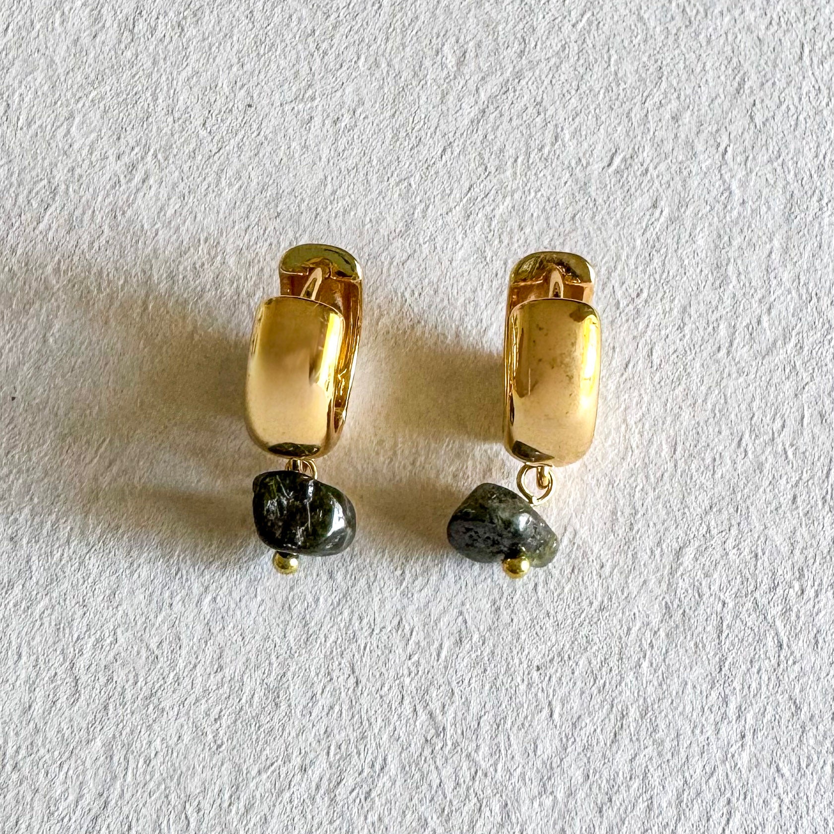 Luna Earrings - Handmade by Mella - Earrings - Labradorite - 